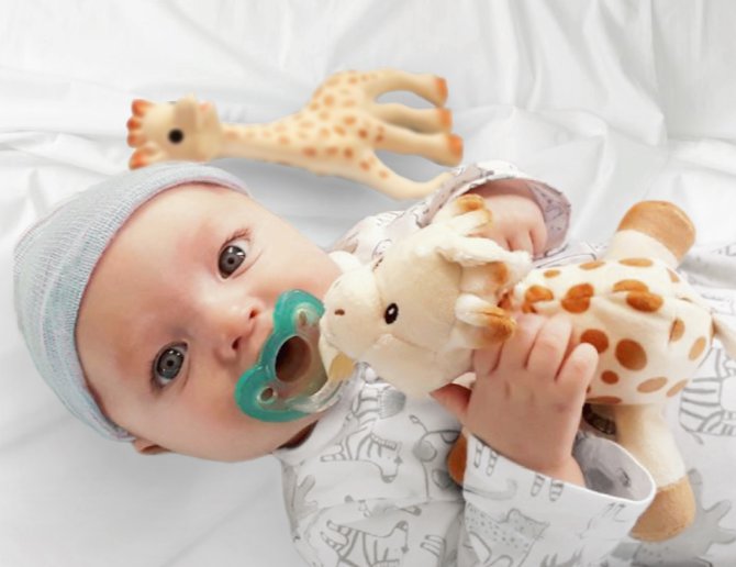 Razbuddy Plush Toy Sophie La Giraffe